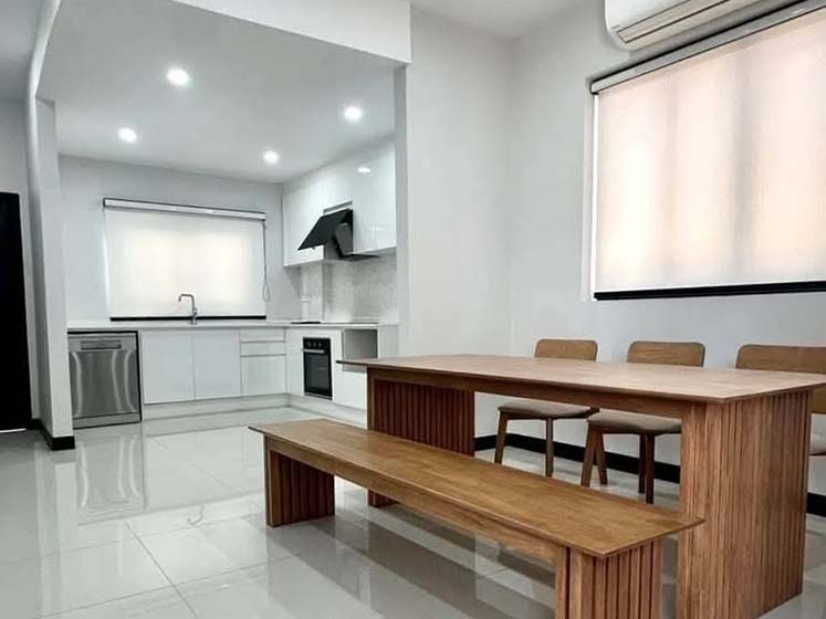 House with Shared Pool in Bangnatrad 